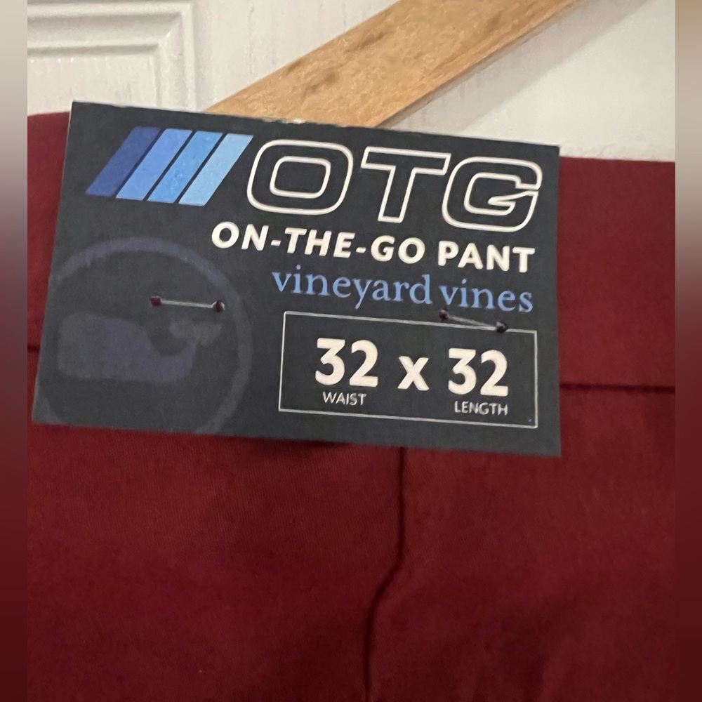 Vineyard Vines On The Go Crimson Pant